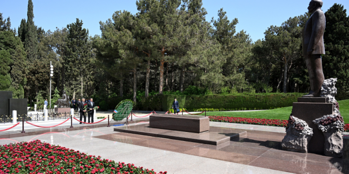 Algerian MPs pay tribute to Great Leader Heydar Aliyev and Azerbaijani martyrs