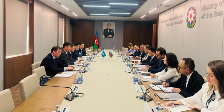 Azerbaijan, Kazakhstan hold regular consular consultations