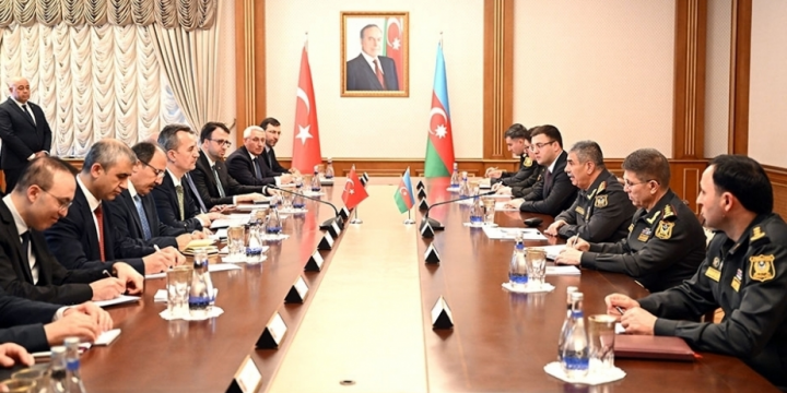 Azerbaijan’s Defense Minister meets with Turkish delegation led by President of Secretariat of Defense Industries