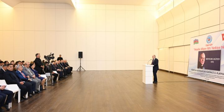Bakıda “Heydər Əliyev 101: Türkiyə yüz ili” adlı tədbir keçirilib