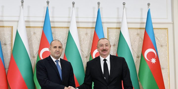Prezident İlham Əliyev və Prezident Rumen Radev mətbuata bəyanatlarla çıxış ediblər