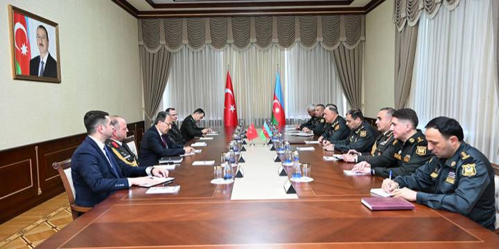 Azərbaycan-Türkiyə arasında hərbi əməkdaşlığın inkişaf perspektivləri müzakirə edilib 