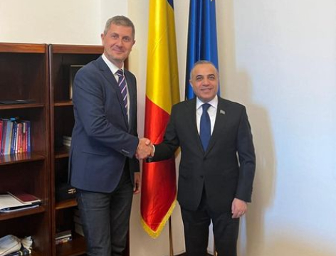 Rumıniya ilə Azərbaycan arasında “yaşıl enerji”nin ötürülməsi ilə bağlı müzakirələr aparılıb