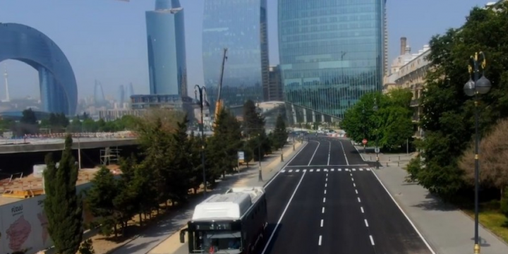 8 Noyabr prospektində aparılan təmir işləri başa çatıb