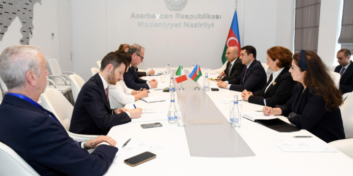 Mədəniyyət naziri İtaliya nümayəndə heyəti ilə görüşüb