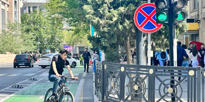 Bakının bu yerlərində yerləşən işıqforlarda velosiped bölmələrinin quraşdırılması işləri yekunlaşıb