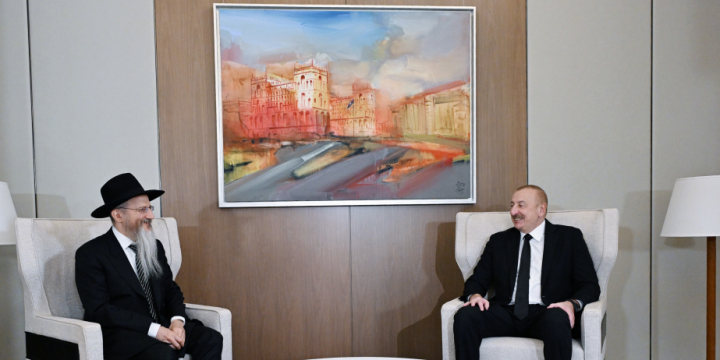 Prezident İlham Əliyev Rusiyanın Baş ravvinini qəbul edib