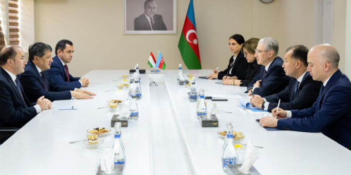 Azerbaijan, Tajikistan discuss cooperation opportunities