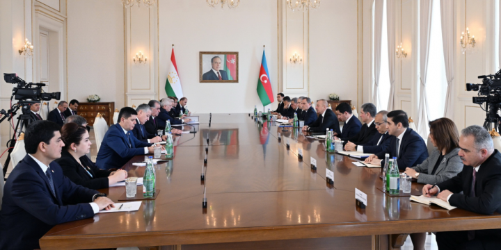 Azerbaijani and Tajikistani Presidents held expanded meeting