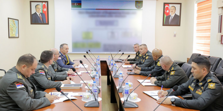 Delegations of defense ministries of Azerbaijan and Serbia hold working meeting