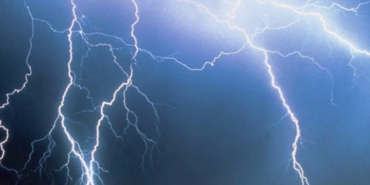 FHN ildırım təhlükəsi ilə əlaqədar əhaliyə müraciət edib