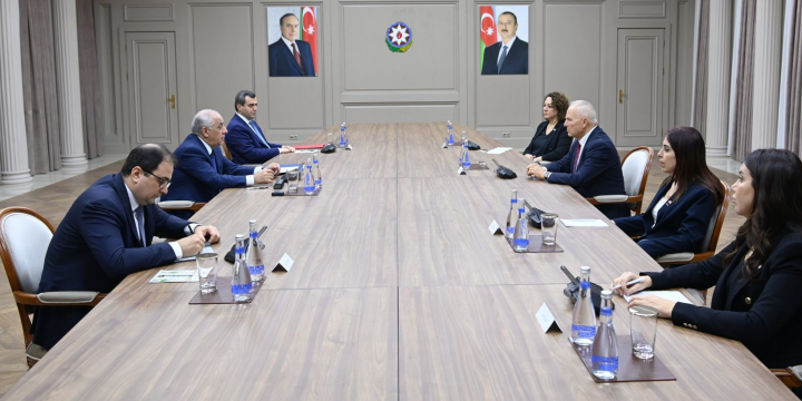 Əli Əsədov Şimali Kipr Türk Cümhuriyyəti Məclisinin sədri ilə görüşüb