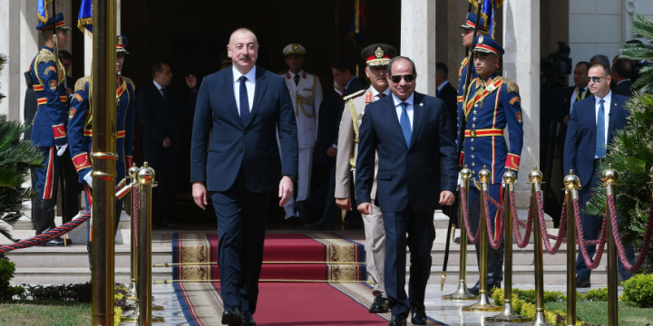 Official welcome ceremony was held for President of Azerbaijan Ilham Aliyev in Egypt