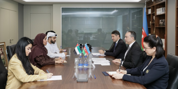 Azerbaijan, Dubai explore prospects for social cooperation