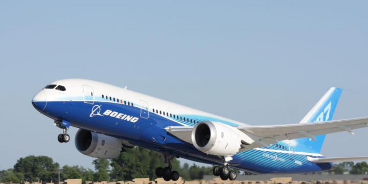 “Boeing” şirkəti “787 Dreamliner” təyyarələrinin keyfiyyətini yoxlayır