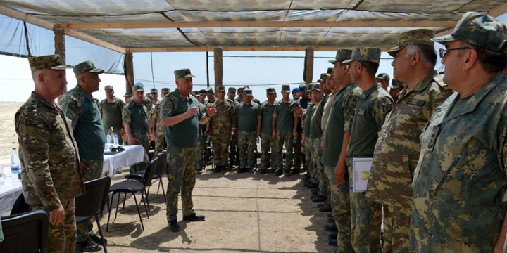 Azerbaijan Army’s Chief of General Staff watches tactical-special exercise of engineering units