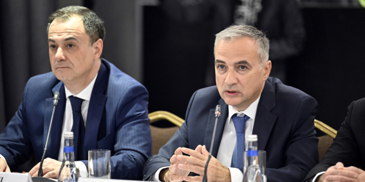 Fərid Şəfiyev: Fransanın, Hindistanın regiona “töhfəsi” nə sülhə, nə də təhlükəsizliyə xidmət edir