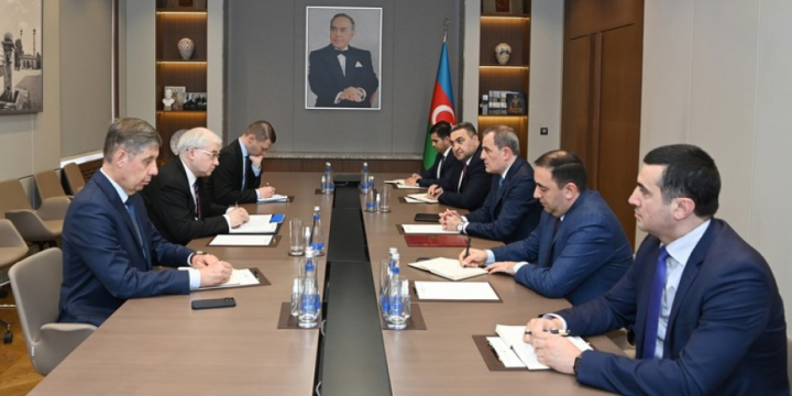 Azerbaijan, Russia discuss current situation in region