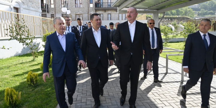 Presidents of Azerbaijan, Uzbekistan and Kyrgyzstan visited first residential complex in Shusha, Ashaghi Govhar Agha Mosque, and toured the city
