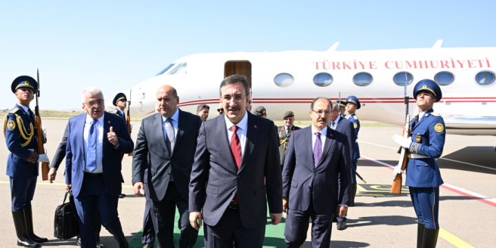 Turkish Vice President Cevdet Yilmaz arrives in Azerbaijan