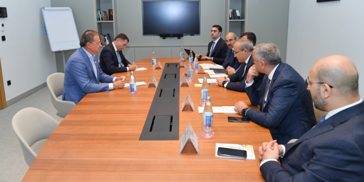 Azerbaijan, Moldova discuss prospects for cooperation
