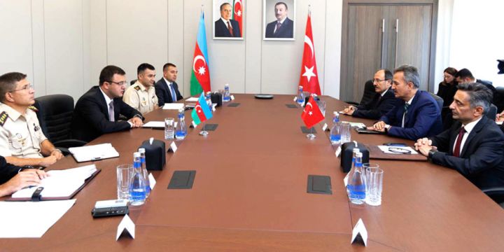 Azerbaijan, Türkiye discuss prospects for military-technical cooperation