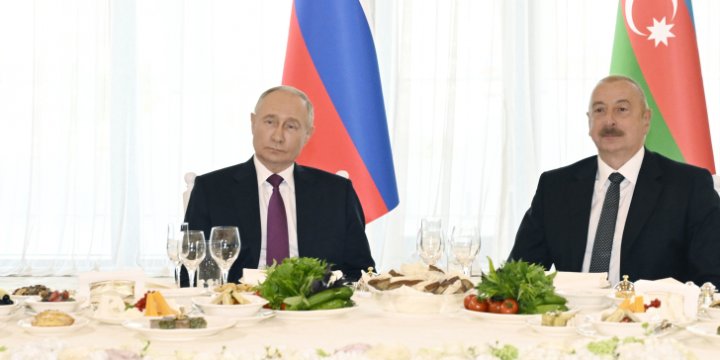 State reception was hosted by President Ilham Aliyev in honor of Russian President Vladimir Putin in Baku