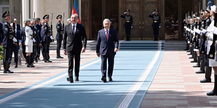 Official welcome ceremony was held for President of Azerbaijan Ilham Aliyev in Tashkent
