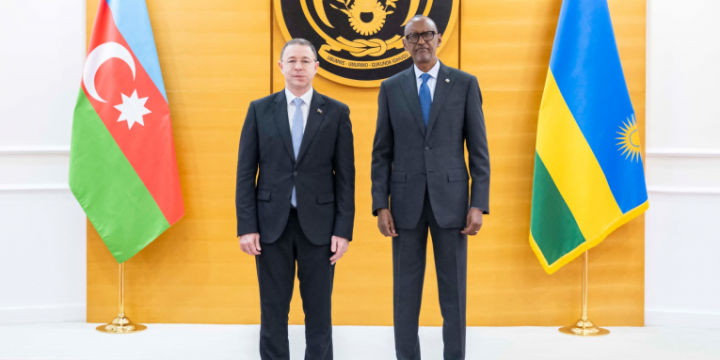 Azerbaijani ambassador to Ethiopia presents credentials to Rwandan President