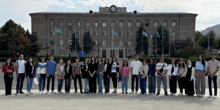 Qarabağ Universitetinin tələbələri Xankəndiyə gəliblər