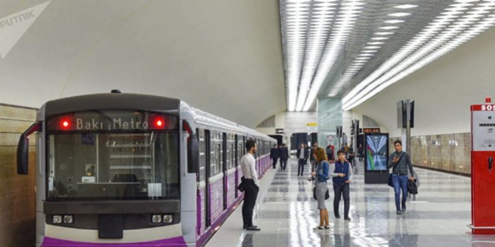 Bakı metrosunda qatarda nasazlıq ehtimalı yaranıb, sərnişinlər düşürülüb