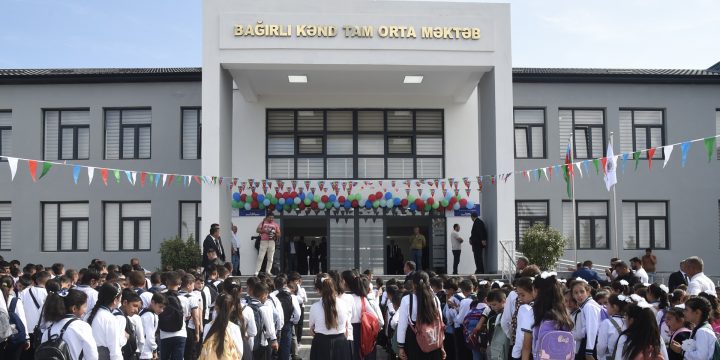 Şamaxının Bağırlı kəndində Heydər Əliyev Fondu tərəfindən inşa olunan yeni məktəb binası istifadəyə verilib 