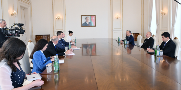 President Ilham Aliyev received Foreign Minister of Serbia