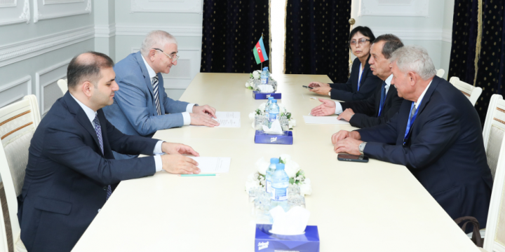 Azerbaijan’s CEC Chairman meets his Uzbek counterpart