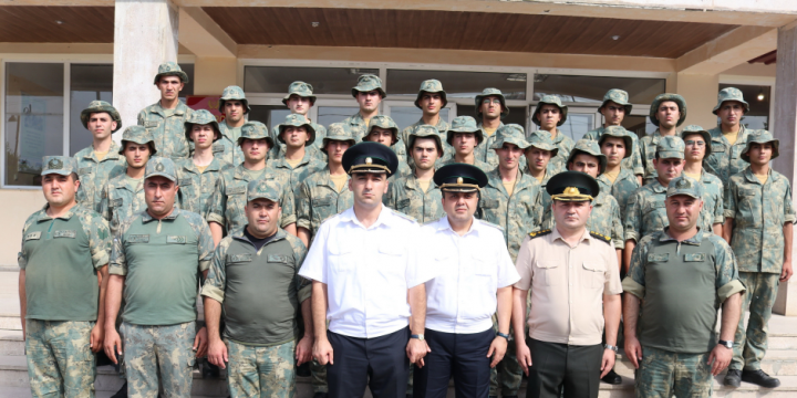 Hərbi Prokurorluğun və Müdafiə Nazirliyinin birgə keçirdiyi maarifləndirmə tədbirləri davam edir