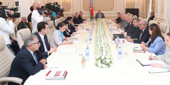 Azerbaijan’s Central Election Commission convenes for another meeting