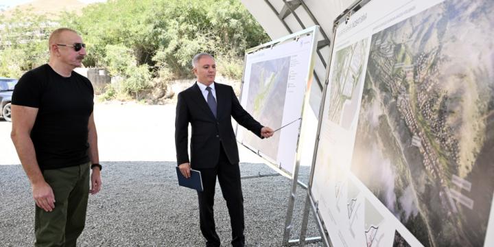 President Ilham Aliyev laid foundation stone for administrative building in city of Kalbajar