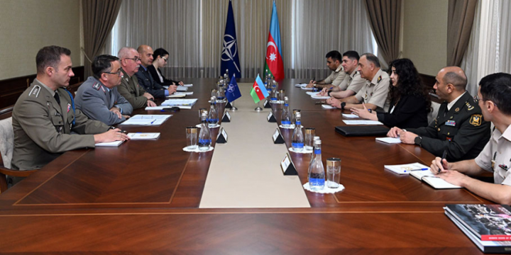 Chief of General Staff of Azerbaijan Army meets with NATO delegation