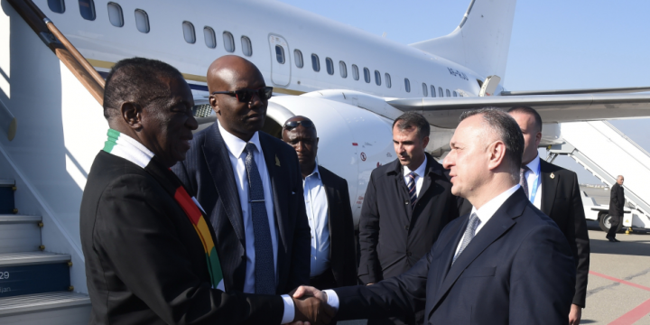 President of Zimbabwe arrives in Azerbaijan