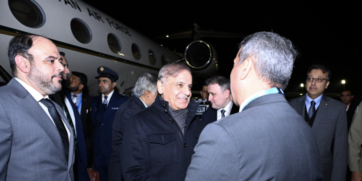 Pakistani Prime Minister arrives in Azerbaijan