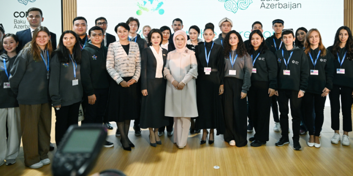 COP29-da Birinci xanımların iştirakı ilə “Gənclər iqlim fəaliyyətlərinin ön cəbhəsində” mövzusunda konfrans keçirilib