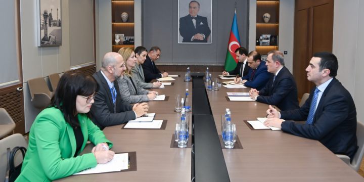 Azerbaijani FM meets with UNDP Regional Director for Europe and CIS