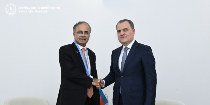 Azerbaijan and ECO discuss cooperation in combating climate change