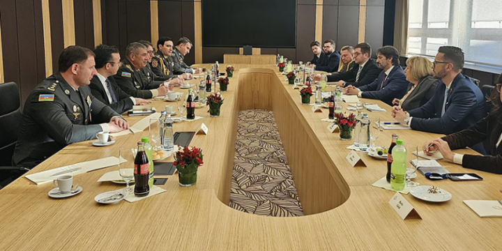 Azerbaijan, Slovakia explore military cooperation