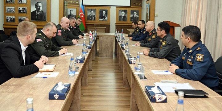 Azerbaijan’s National Defense University hosts meeting with Georgian delegation