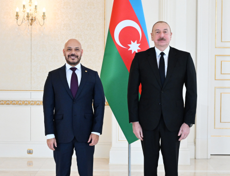 President Ilham Aliyev received credentials of incoming ambassador of El Salvador