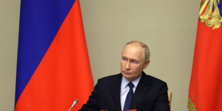 Putin expresses condolences to families of those killed in plane crash near Aktau