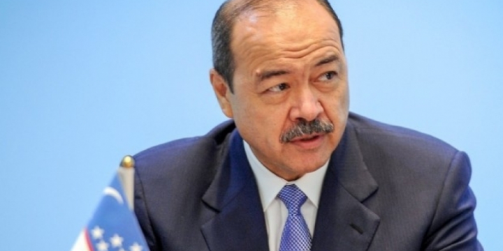 Uzbek PM expresses condolences to his Azerbaijani counterpart over plane crash