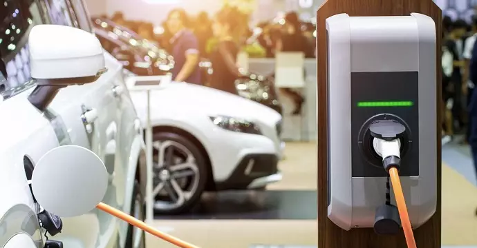 Həyətyanı sahədə elektromobillər üçün yerləşdirilən elektrik enerjisi doldurucularının quraşdırılmasına icazə tələb olunmayacaq