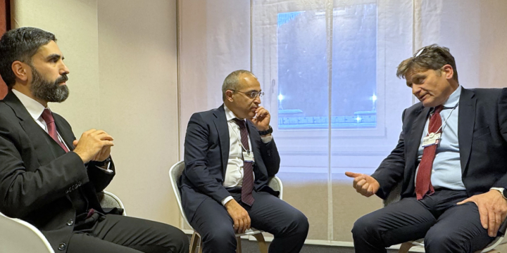Prezident İlham Əliyevin Dünya İqtisadi Forumunda iştirakı çərçivəsində İqtisadiyyat Nazirliyi bir sıra görüşlər keçirib